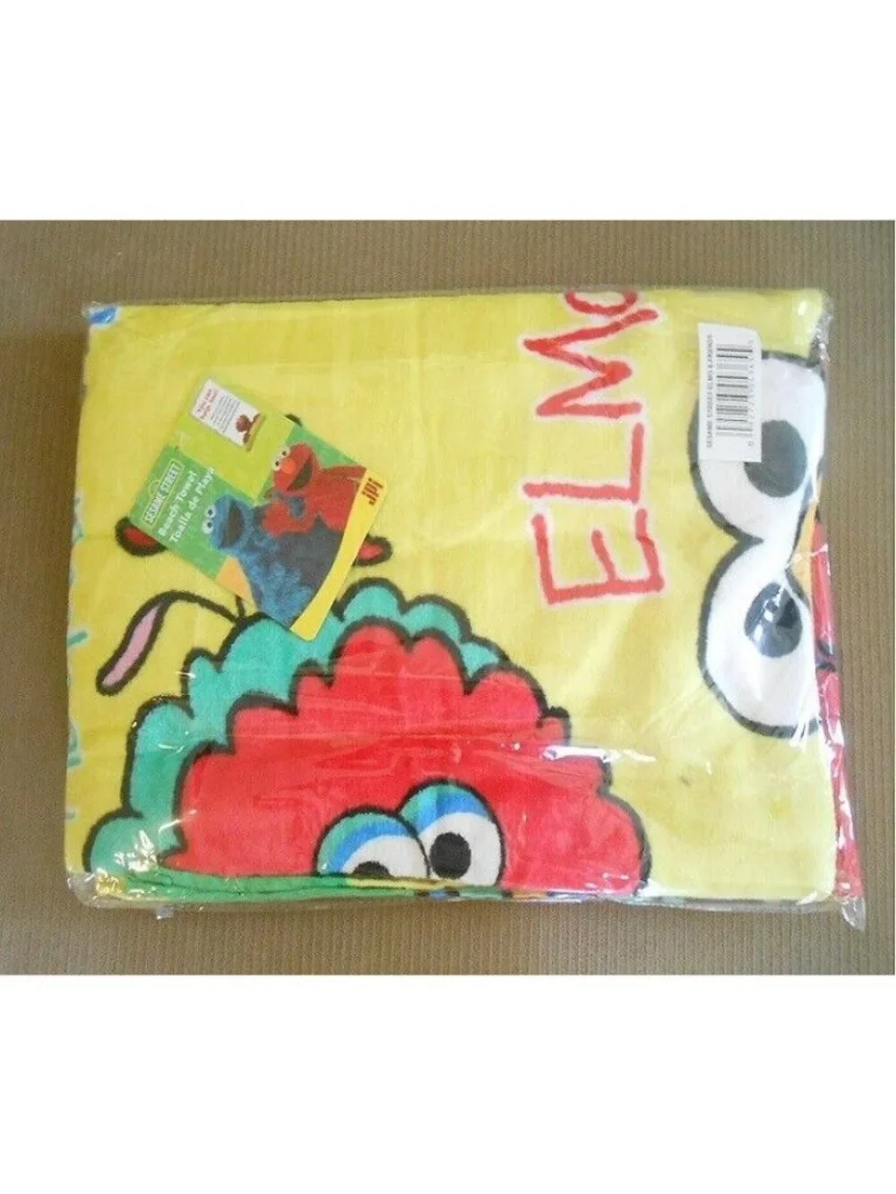 New Sesame Street Elmo Amigos Lola Bert Ernie Large Bath Beach Pool Gift Towel